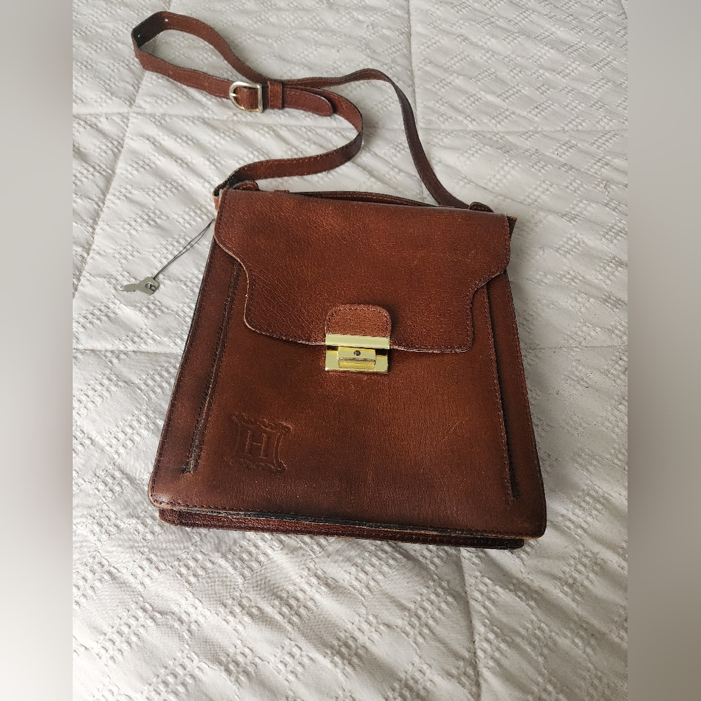 Brown 100% Leather Crossbody Bag With Key Lock